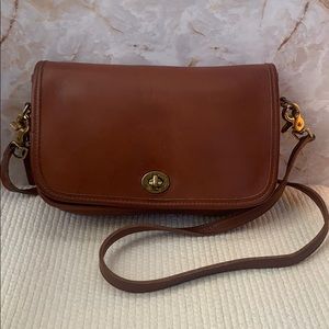 Coach Vintage Penny Pocket British Tan Crossbody